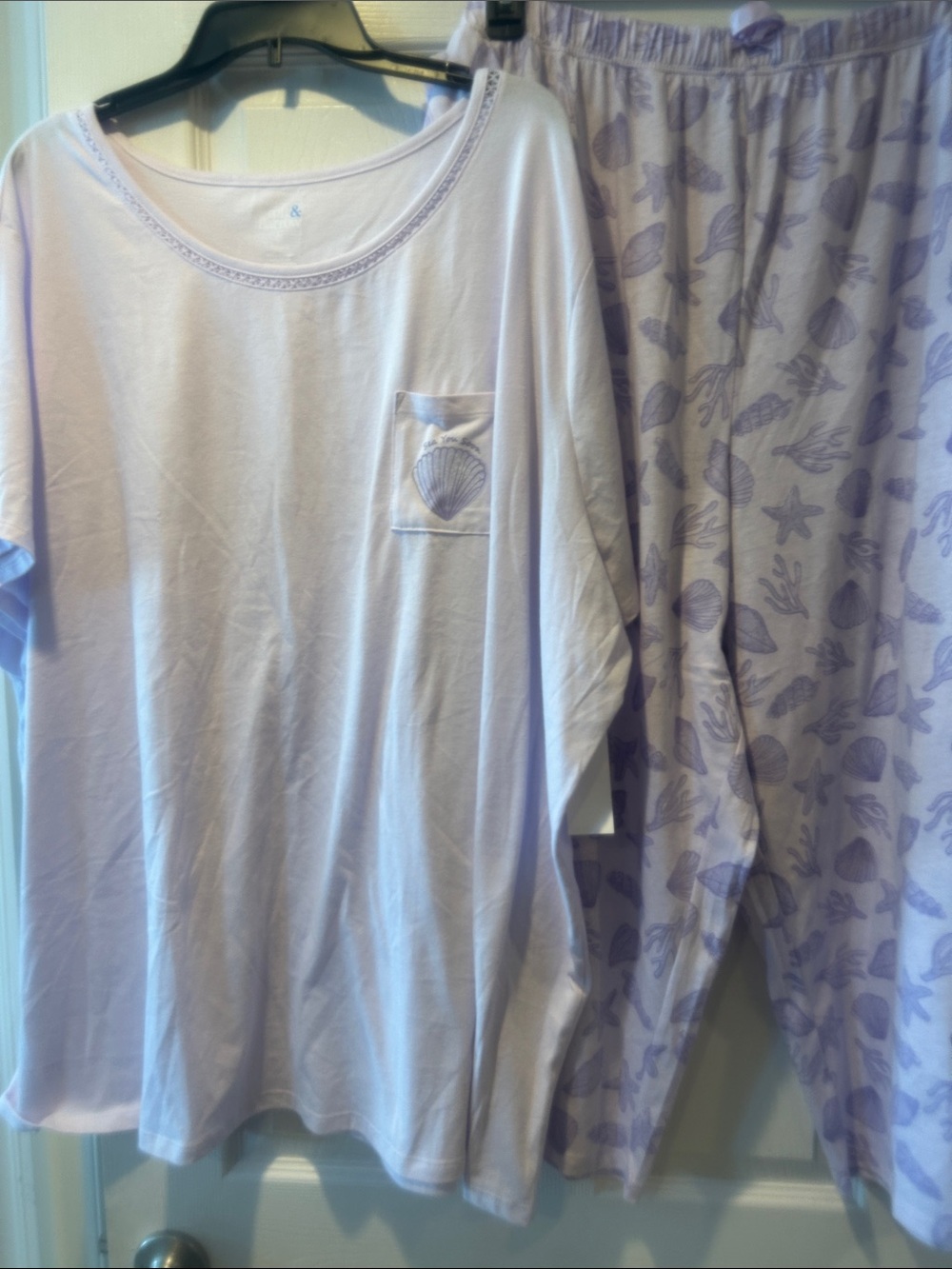 NWT Sz 4x seashell Capri pajamas